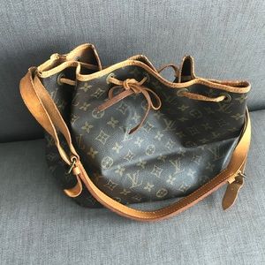Authentic Louis Vuitton Petite Noe